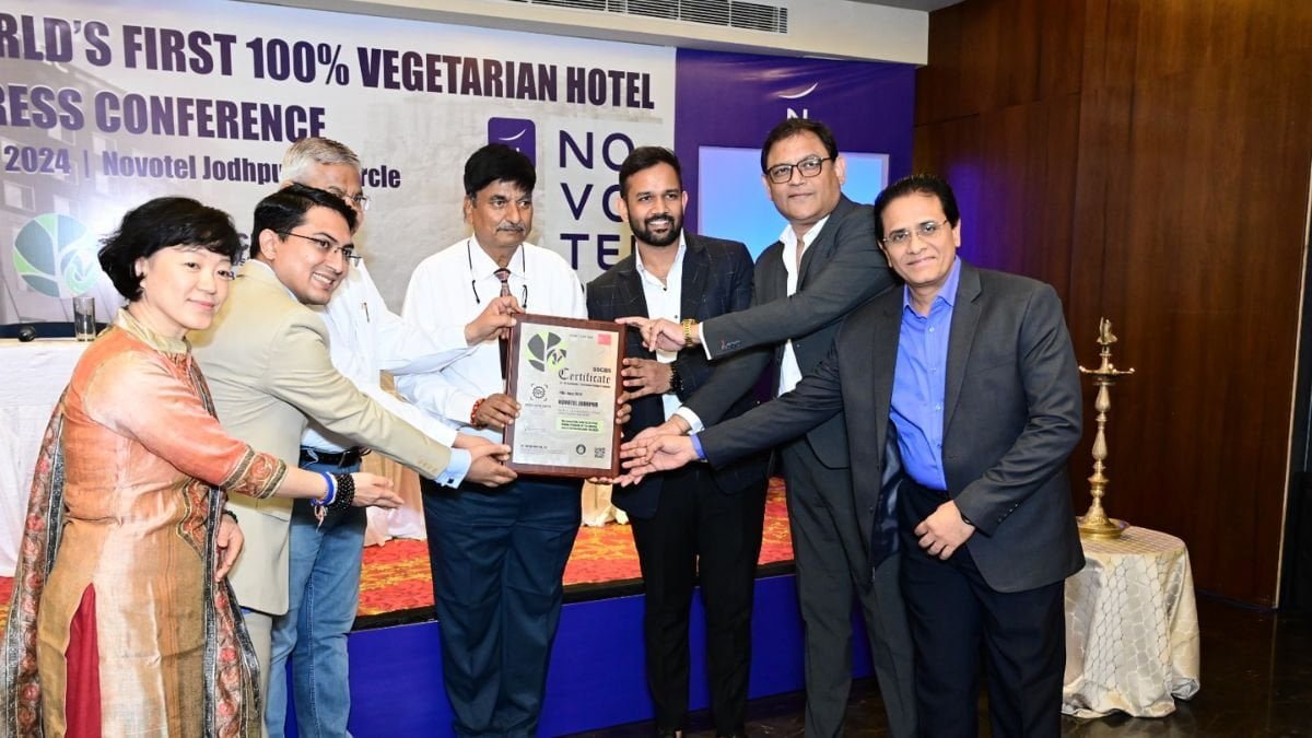 नवोटेल, एकॉर ग्रुप की इमारत को विश्व की पहली 100% सत्त्विक सर्टिफाइड शाकाहारी इमारत घोषित