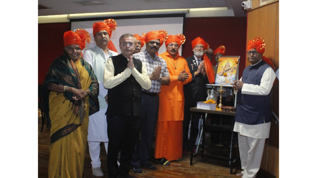 12,100 कविताओं का एक ही दिन में प्रकाशन: डॉ. शंकर घनश्यामदास अंदानी ने रचा साहित्य में नया इतिहास